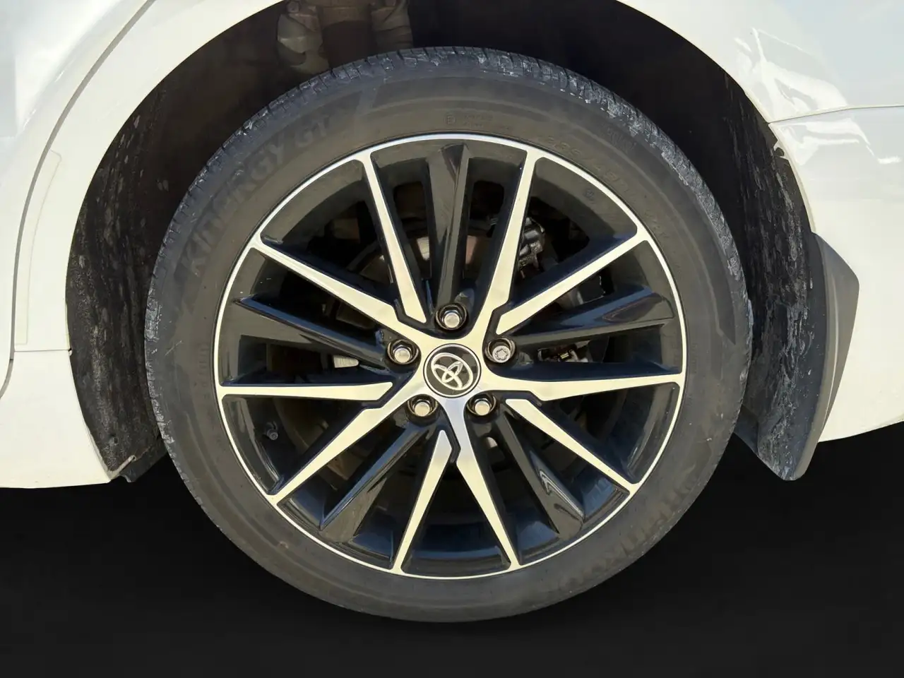 Toyota Camry снимка Toyota Camry