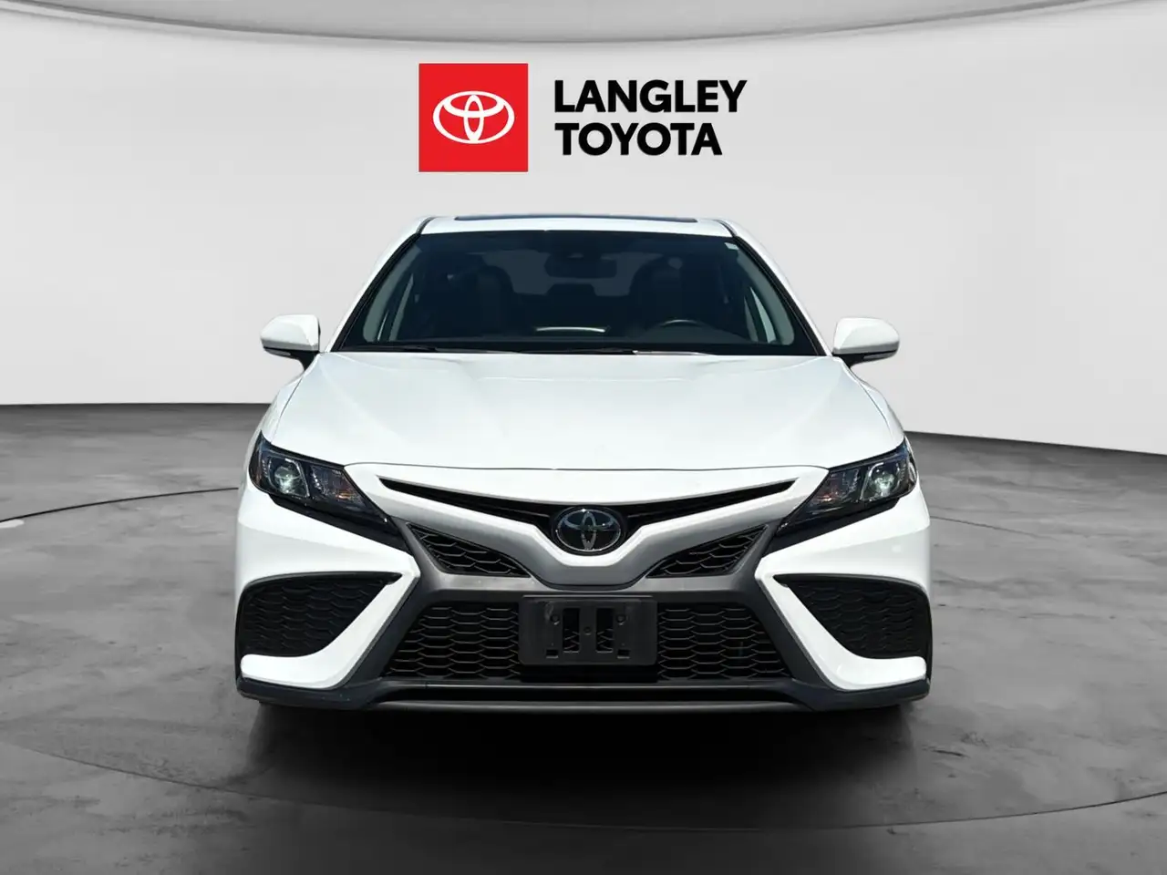 Toyota Camry снимка Toyota Camry