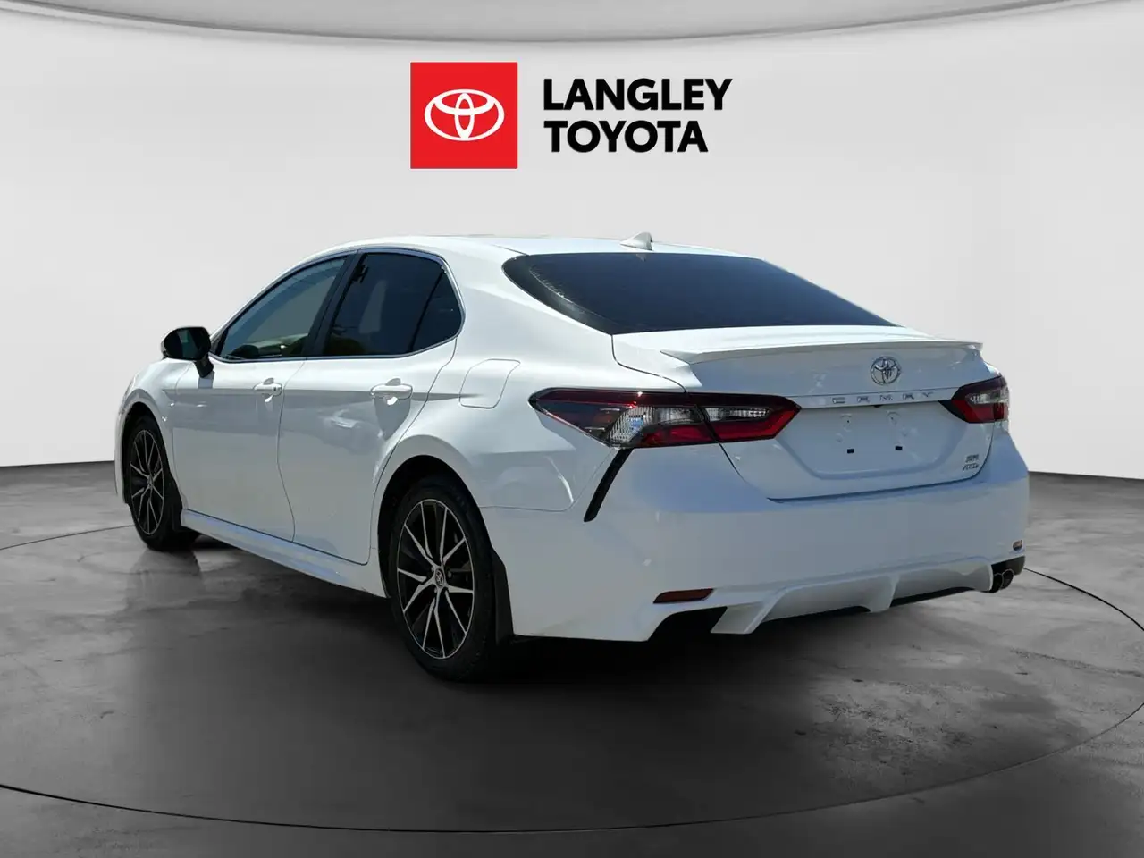 Toyota Camry снимка Toyota Camry
