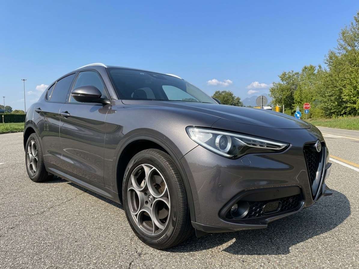 2022 Alfa Romeo Stelvio