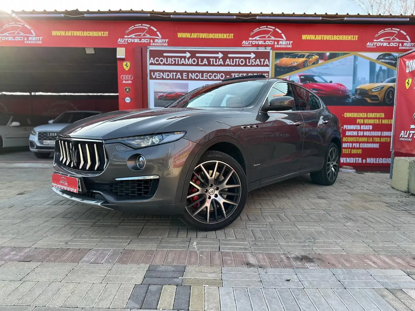 Maserati Levante Gran lusso AWD 3.0 V6 275cv PRONTA CONSEGNA Gris - 1