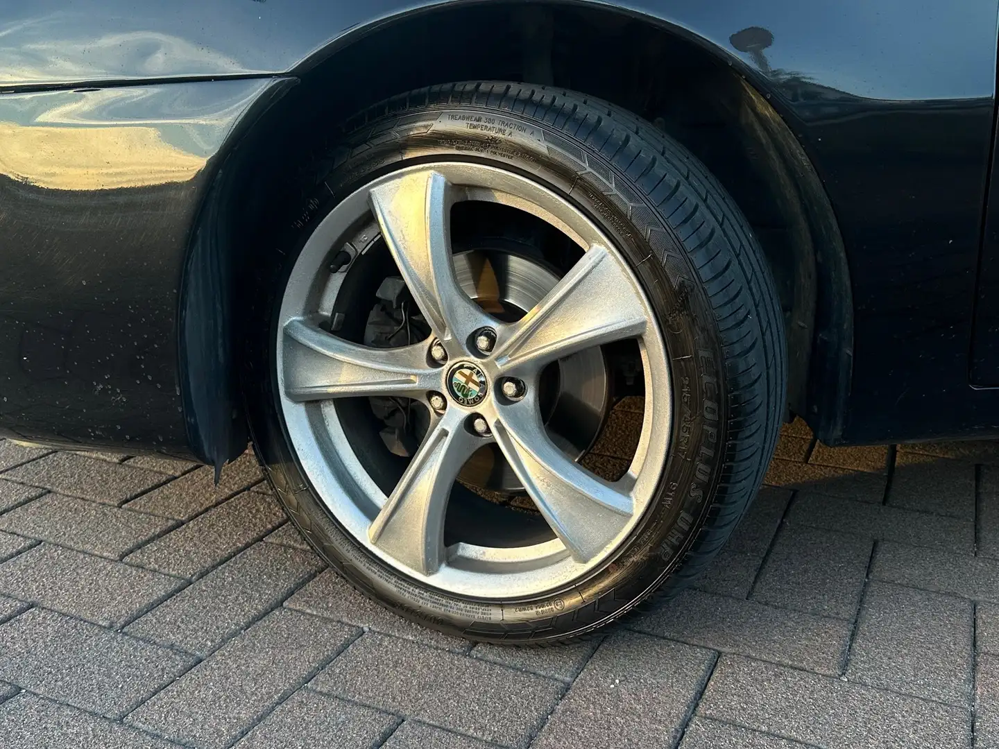 Alfa Romeo 147 5p 1.9 jtd Distinctive 120cv *cerchi GTA Nero - 2