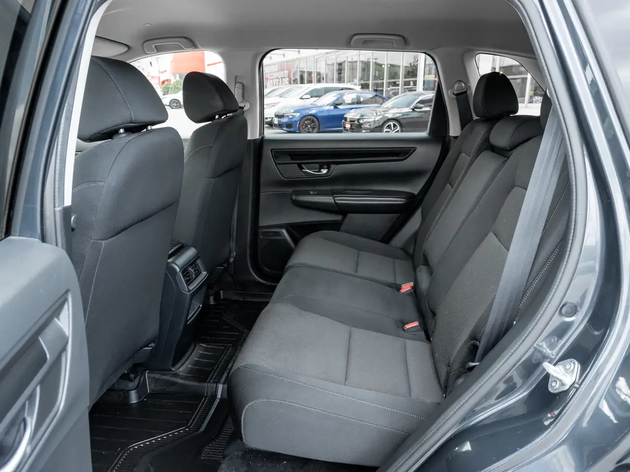Honda CR-V photo Honda CR-V