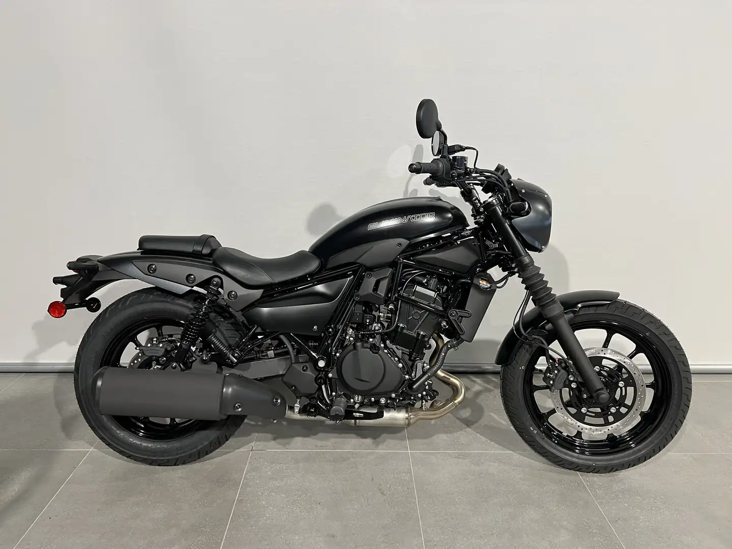 Kawasaki Eliminator 500 SE Black - 1