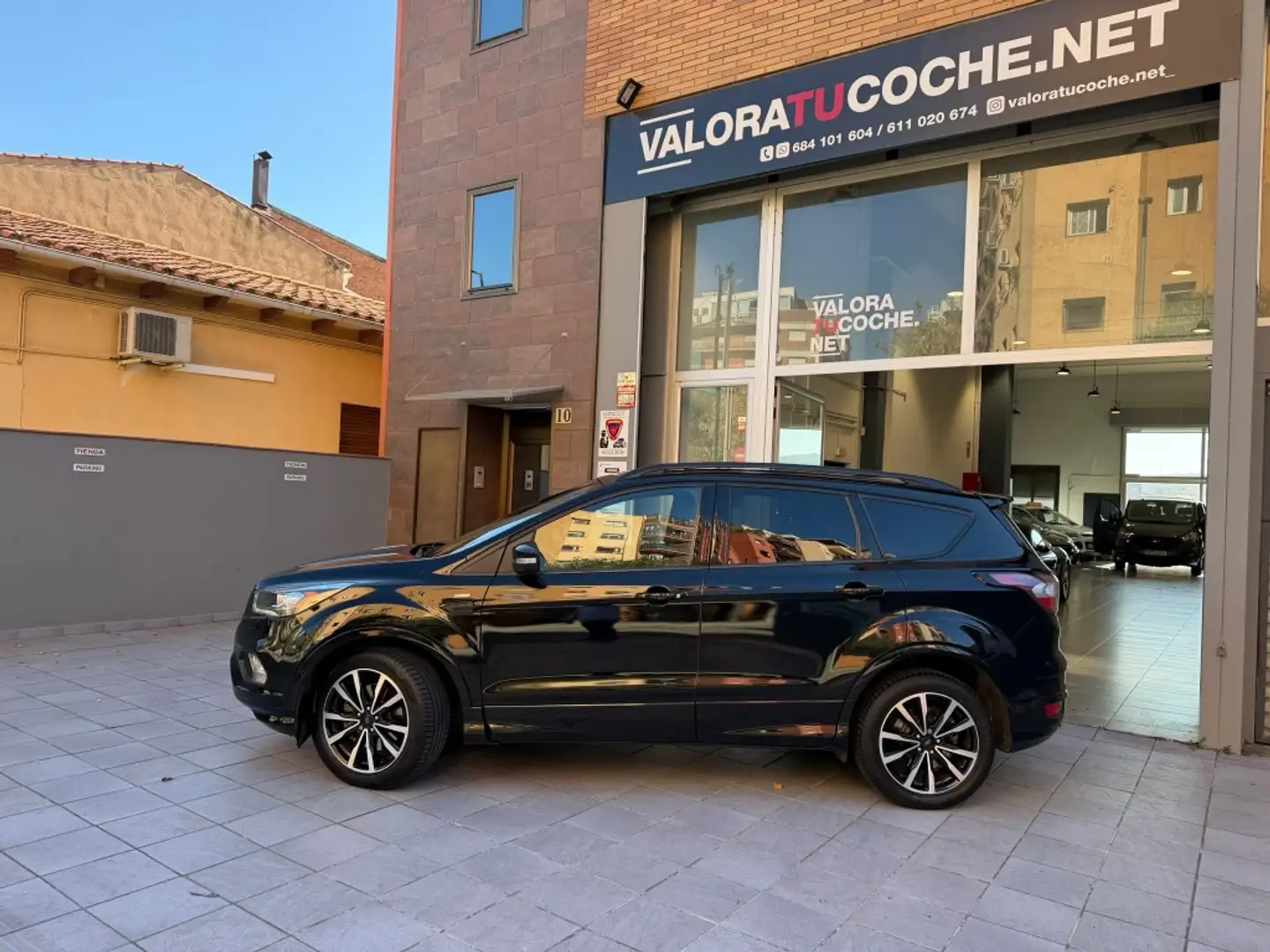 Ford Kuga 2.0TDCi Auto S&S ST-Line 4x2 150 Negro - 2