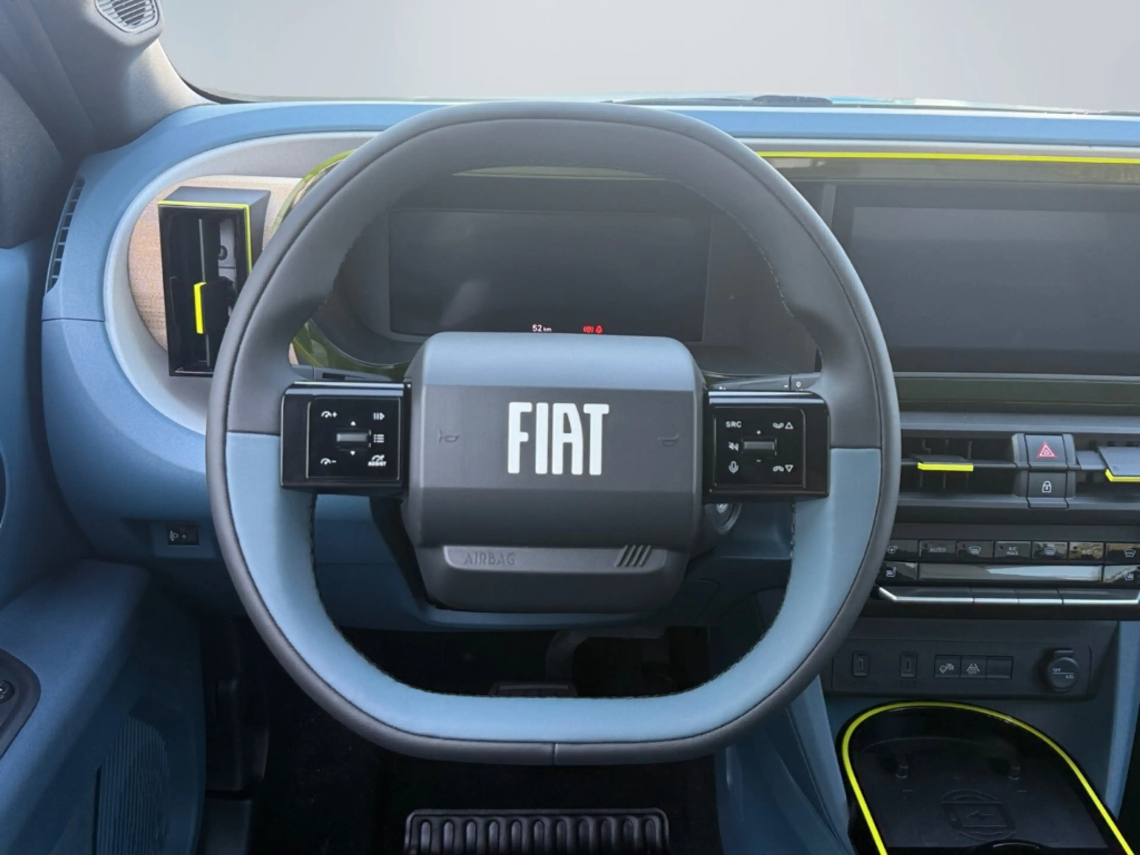 Fiat Grande Panda La Prima Navi Digitales Cockpit LED ACC Apple CarP — photo 12
