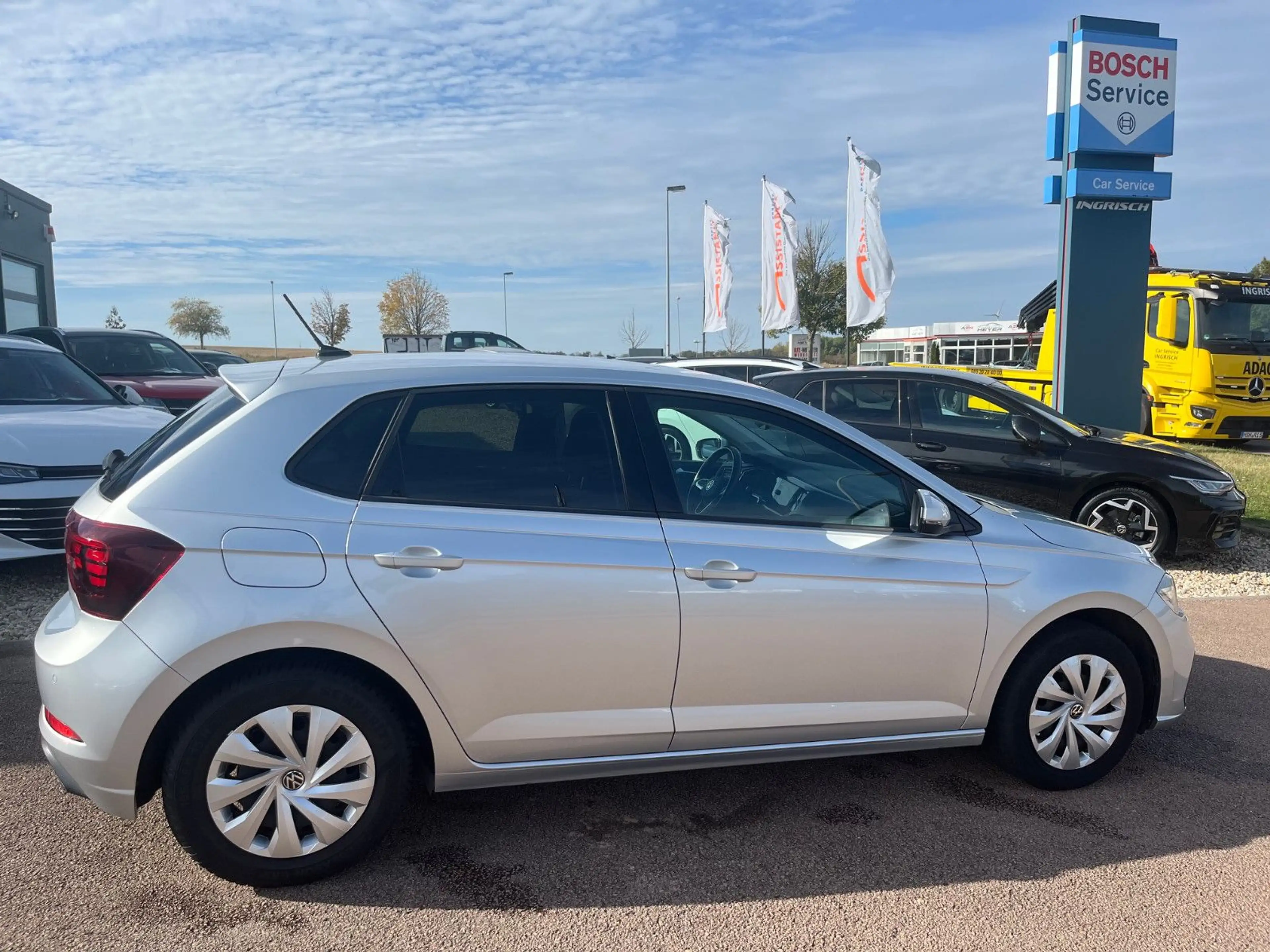 Volkswagen Polo VI Life mit LED+PDC+Navi — photo 4