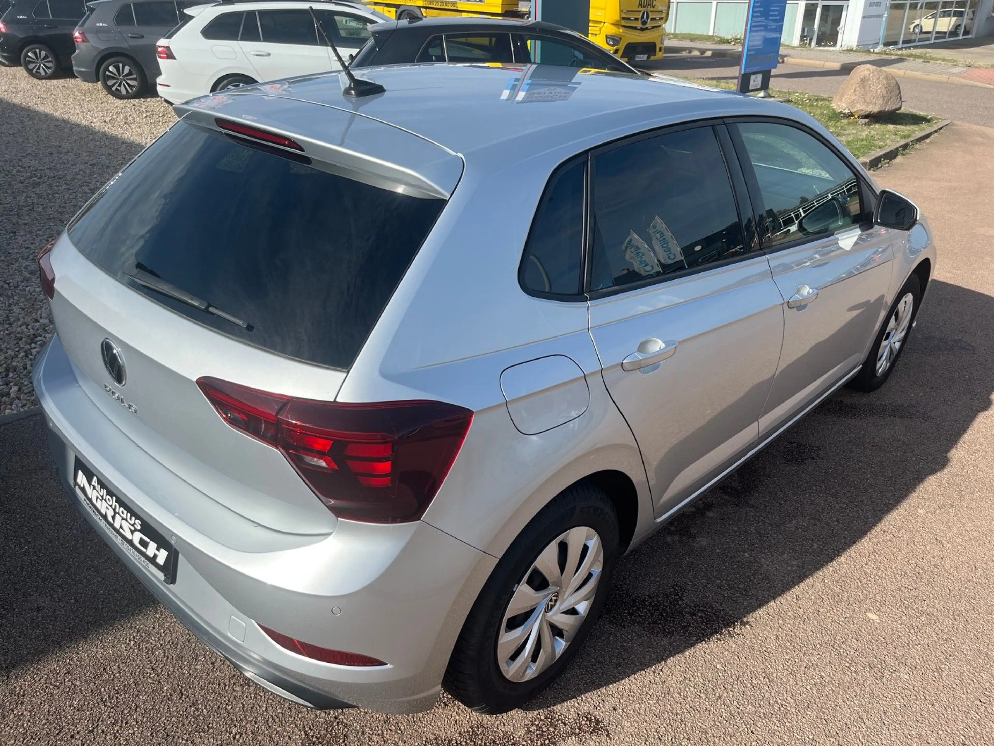 Volkswagen Polo VI Life mit LED+PDC+Navi — photo 2