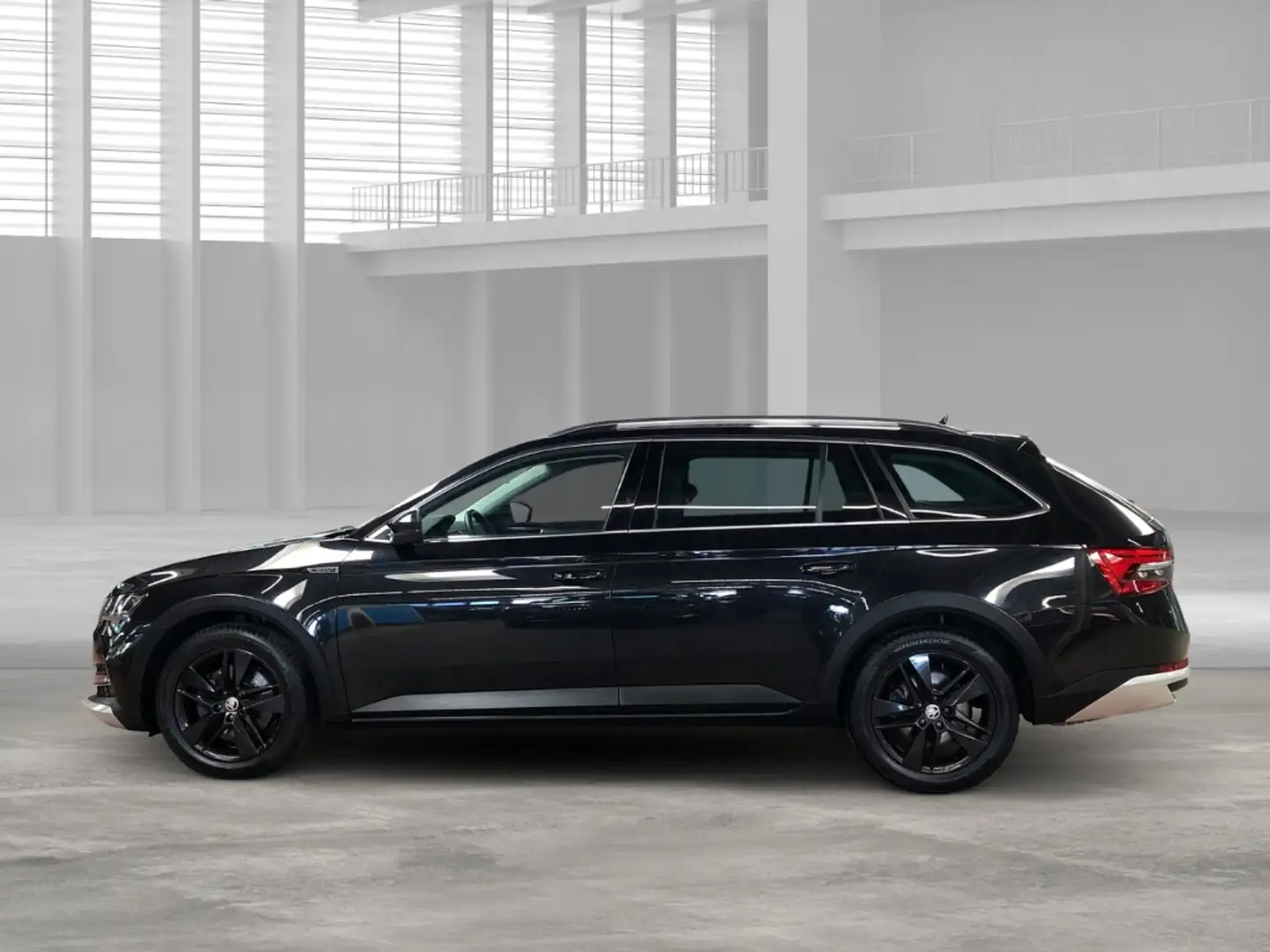 Skoda Superb Combi Scout 2.0 TDI 4x4 AD AHK Navi Memory Sitze 3 Negro - 2