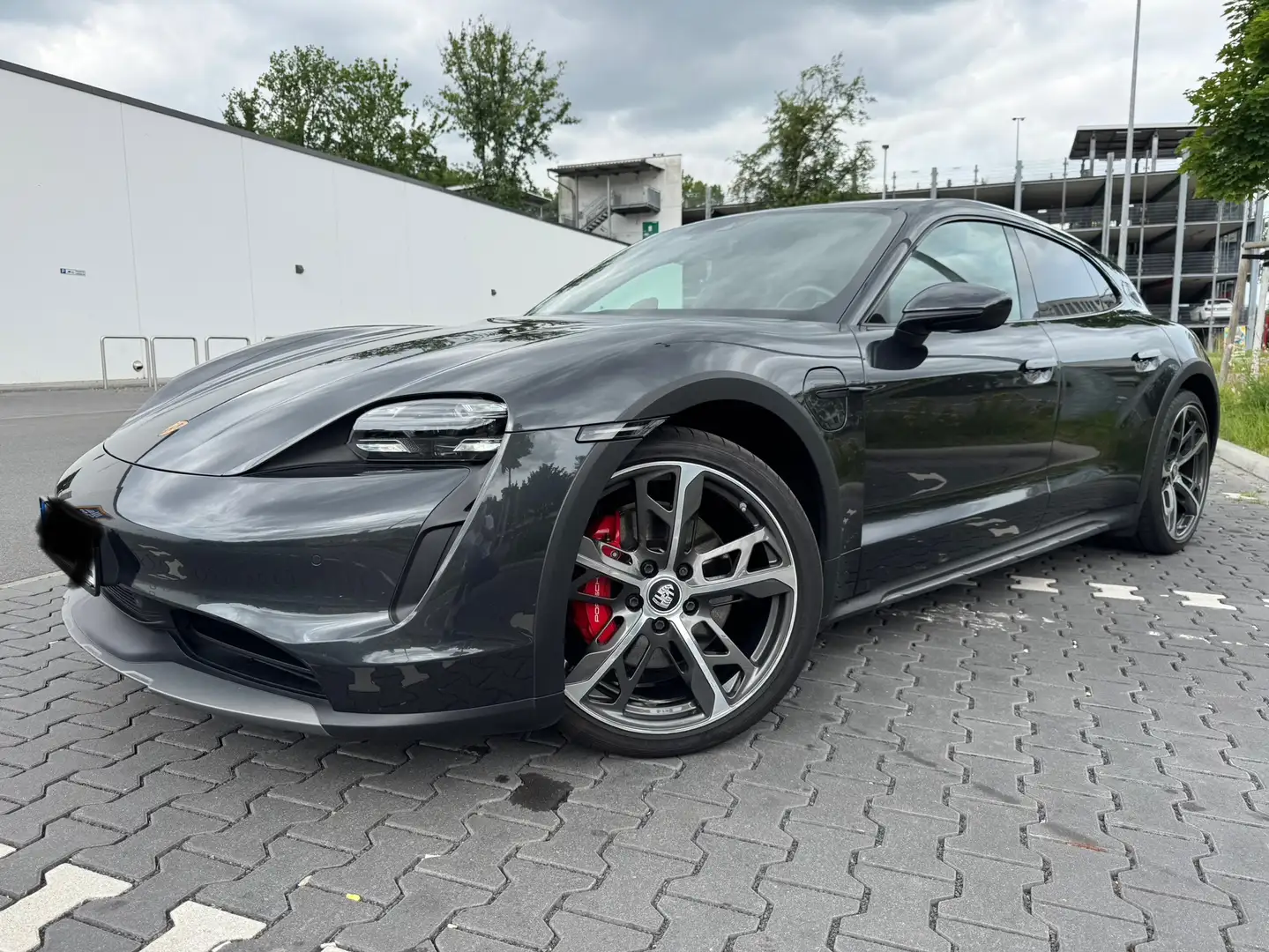Porsche Taycan 4S Cross Turismo Bose*Electric Sound*Panorama Glas Grau - 1