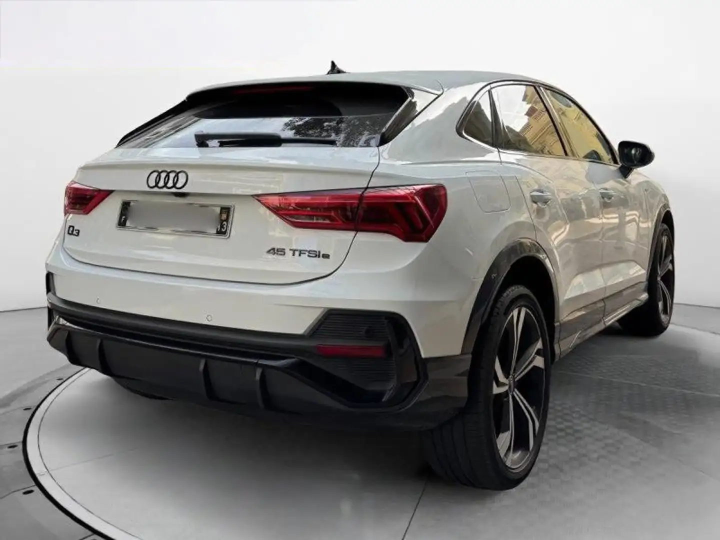 Audi Q3 Sportback 45 TFSIe 245 ch S tronic 6 line - 2