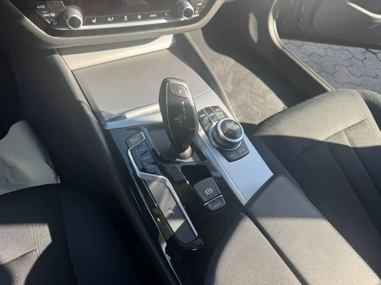 BMW 520 Berline — photo 21 sur 29