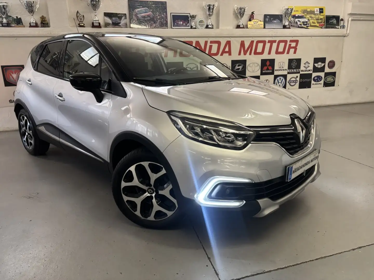 Renault Captur TCe Energy Zen 87kW Plateado - 2