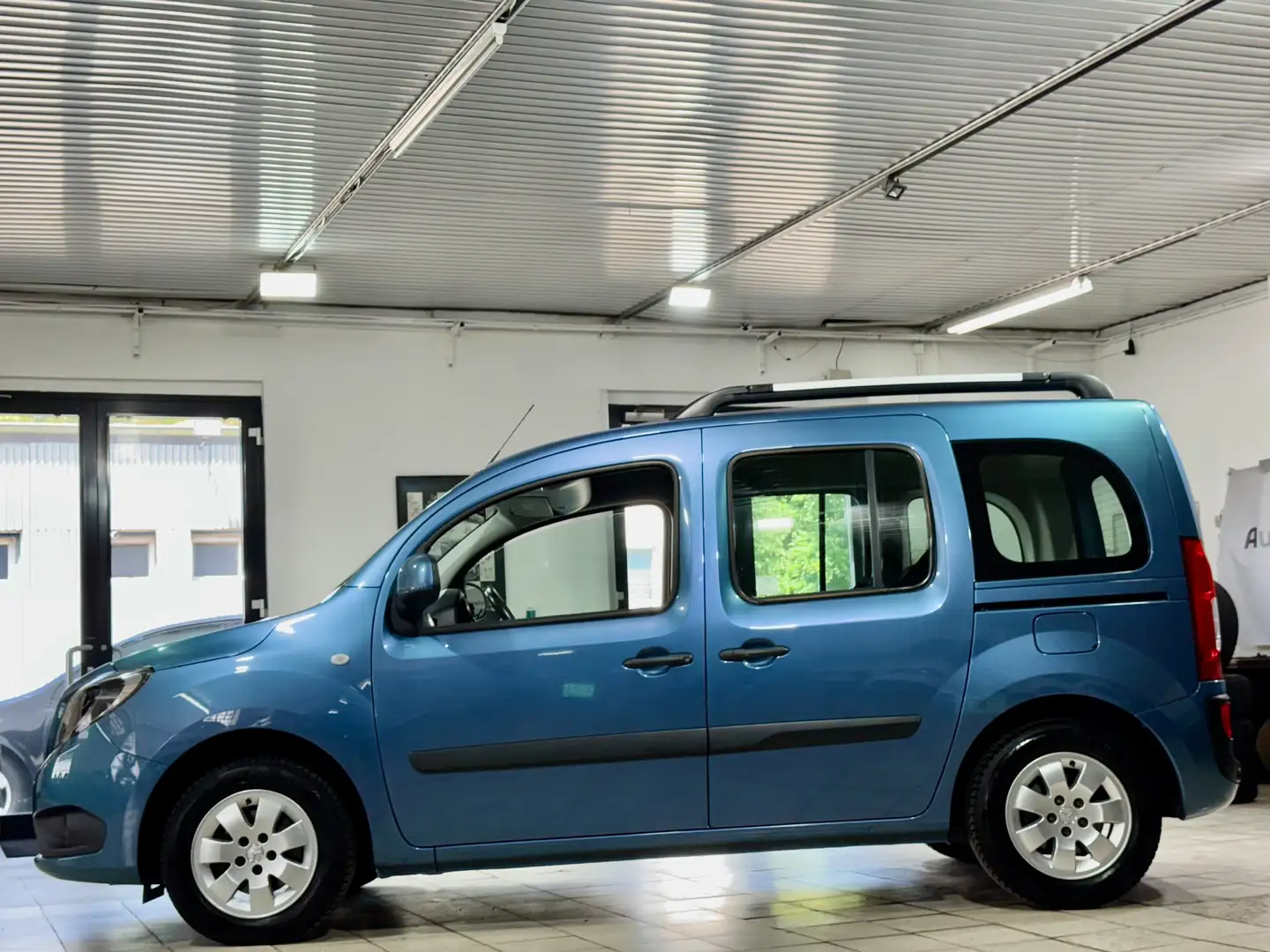 Mercedes-Benz Citan 111 Kombi 111 CDI*lang*Navi*GRA*RFK* Blauw - 2