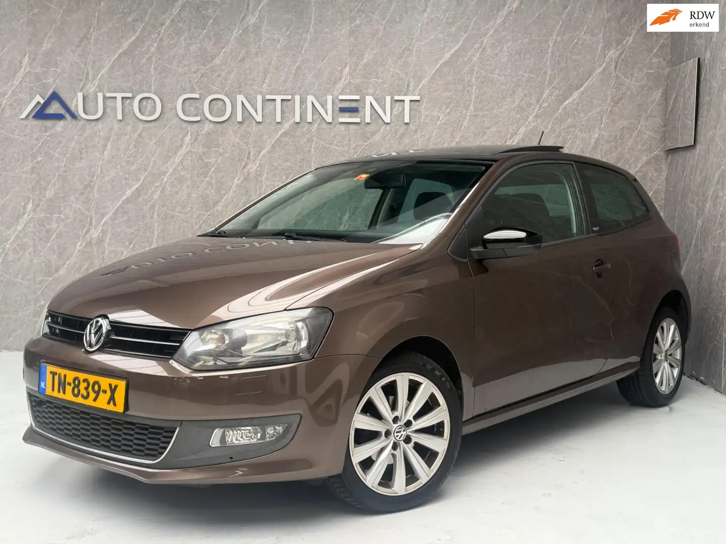 Volkswagen Polo 1.2 / APK / Panorama / Onderhouden Bruin - 1