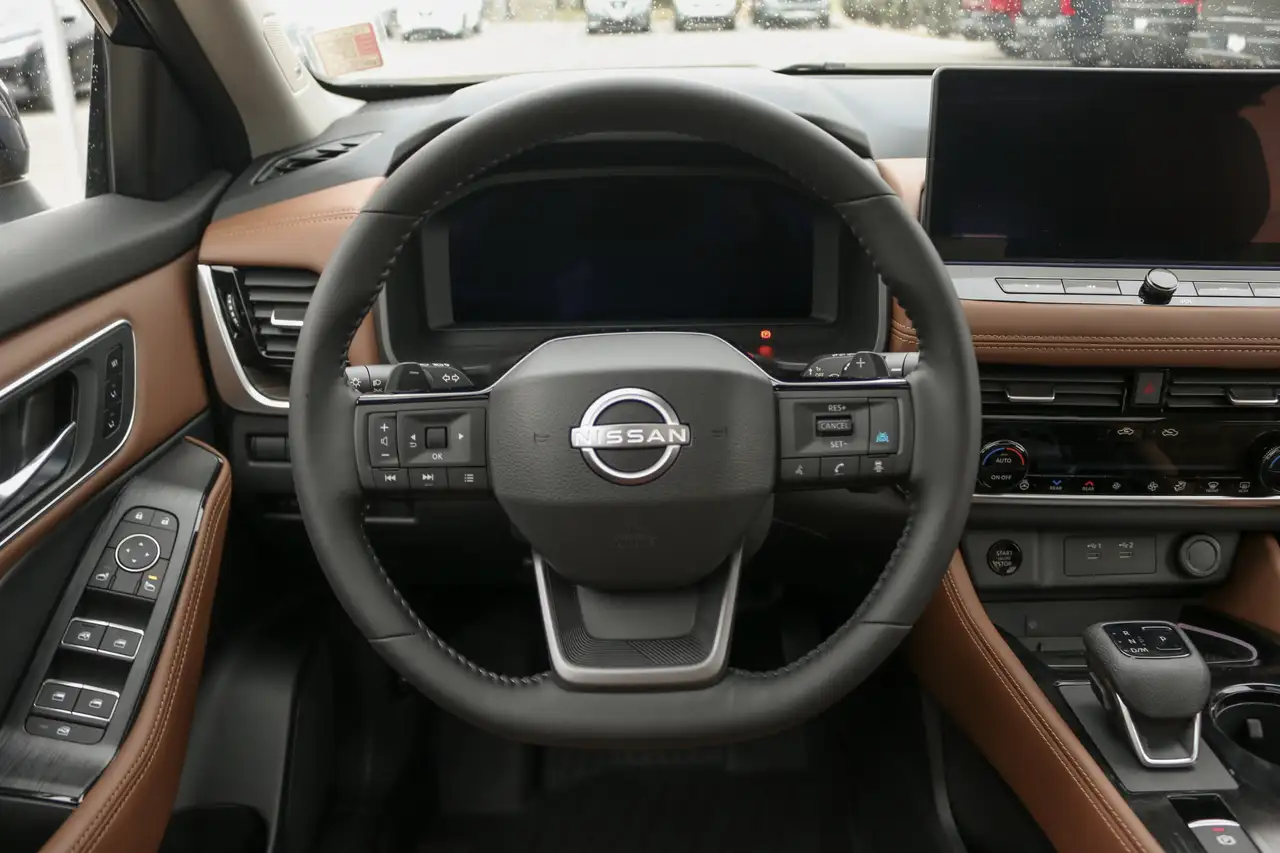 Nissan Rogue снимка Nissan Rogue