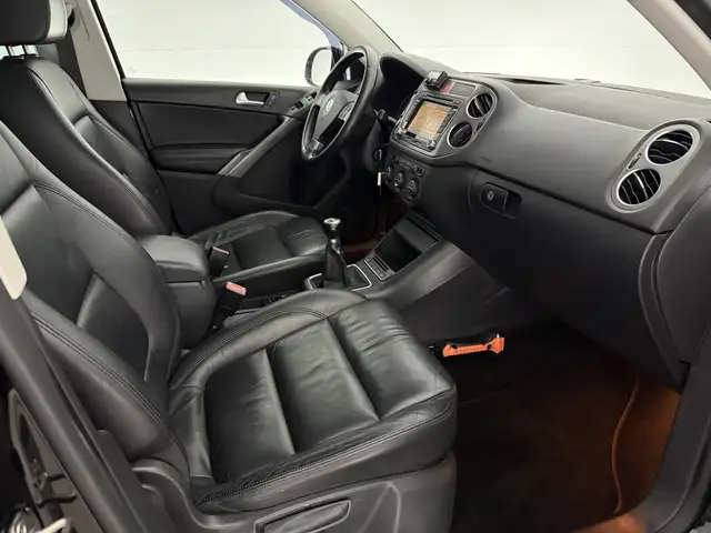 Volkswagen Tiguan view 29