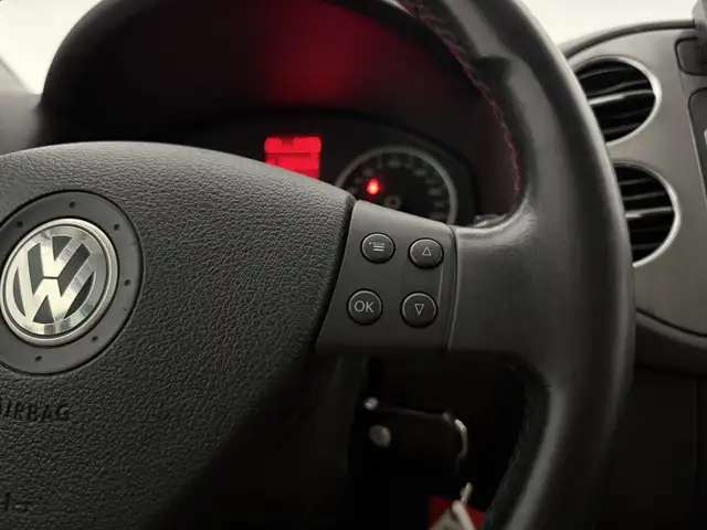 Volkswagen Tiguan view 23
