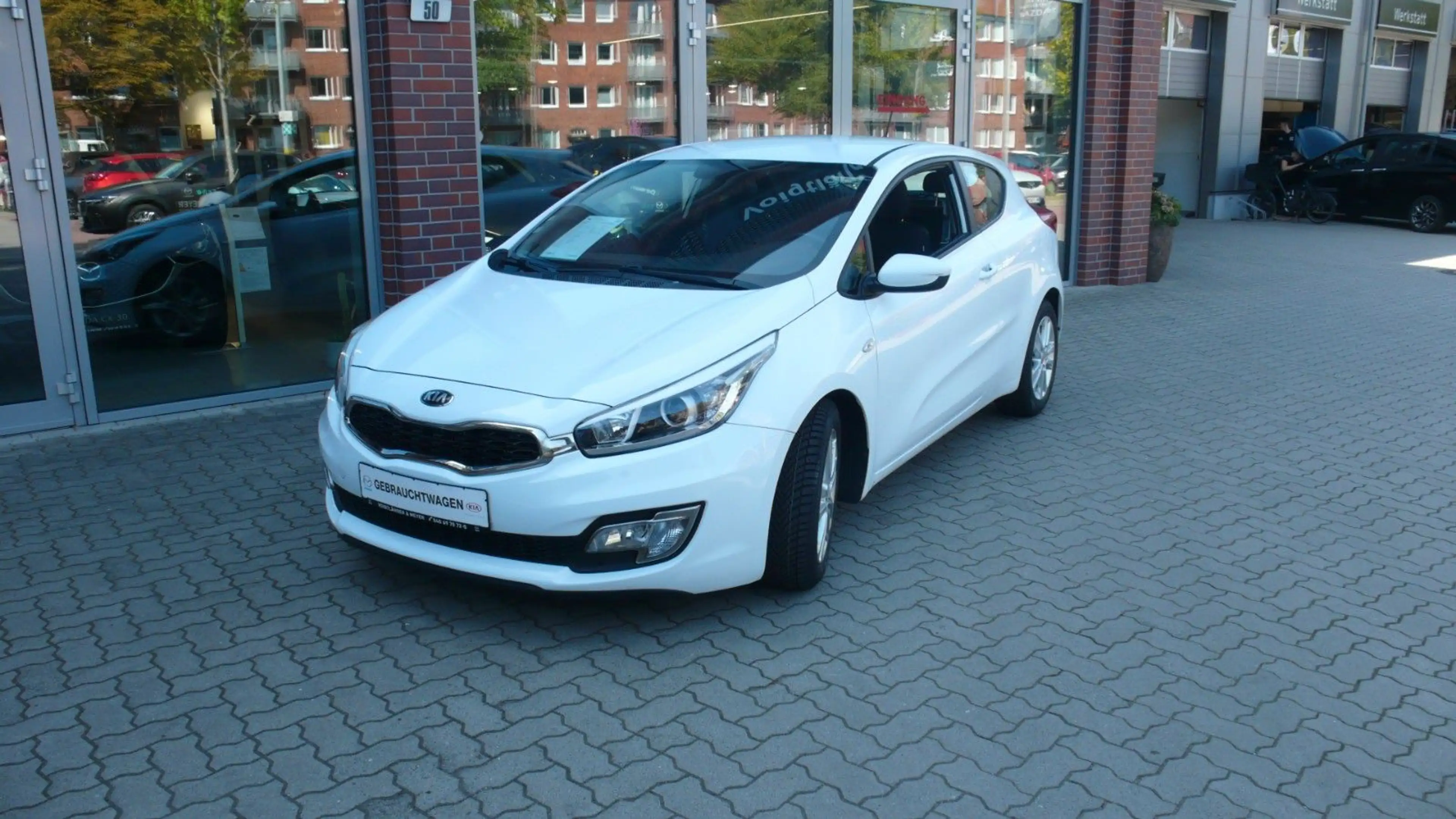 Kia ProCeed / pro_cee'd ProCeed 1.6 Edition 7 Emotion Klima Ganzjahresre — photo 2