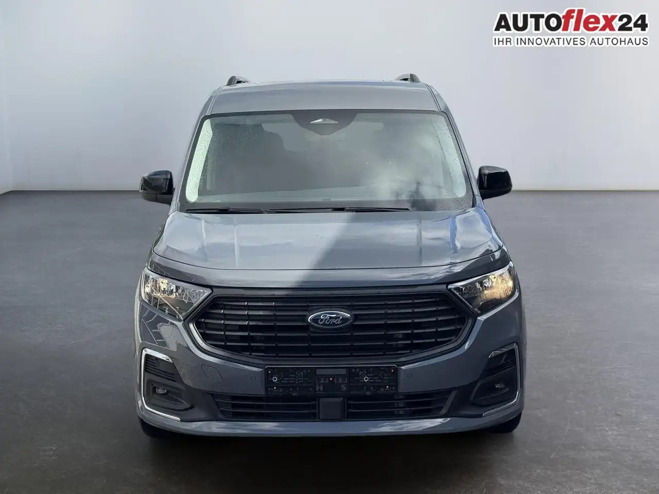 Ford Tourneo Connect Grand Titanium 2,0 TDCI L2 7 Sitzer Klimaautoma... 3