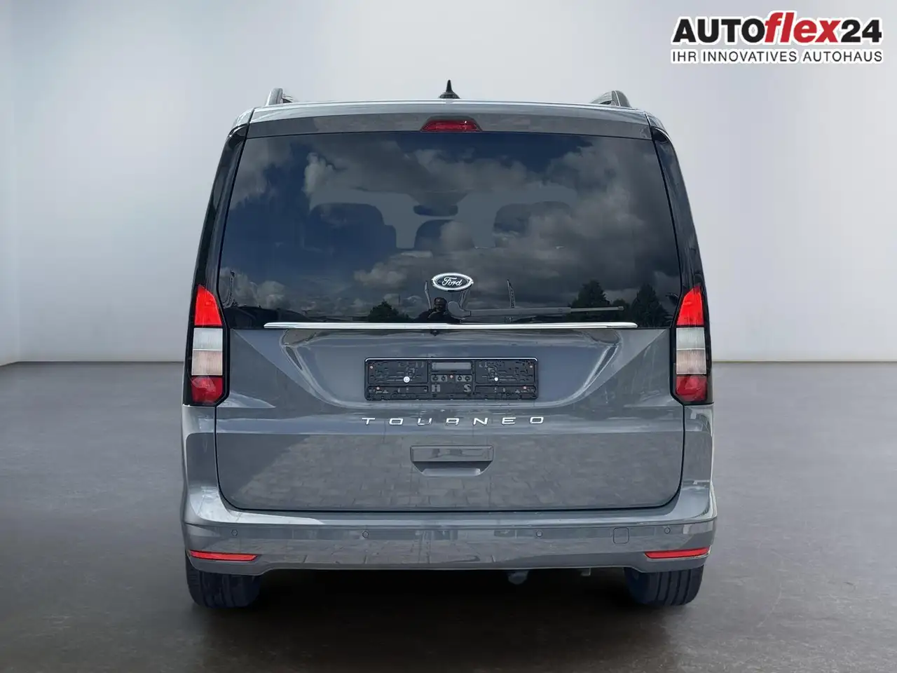 Ford Tourneo Connect Grand Titanium 2,0 TDCI L2 7 Sitzer Klimaautoma... 4