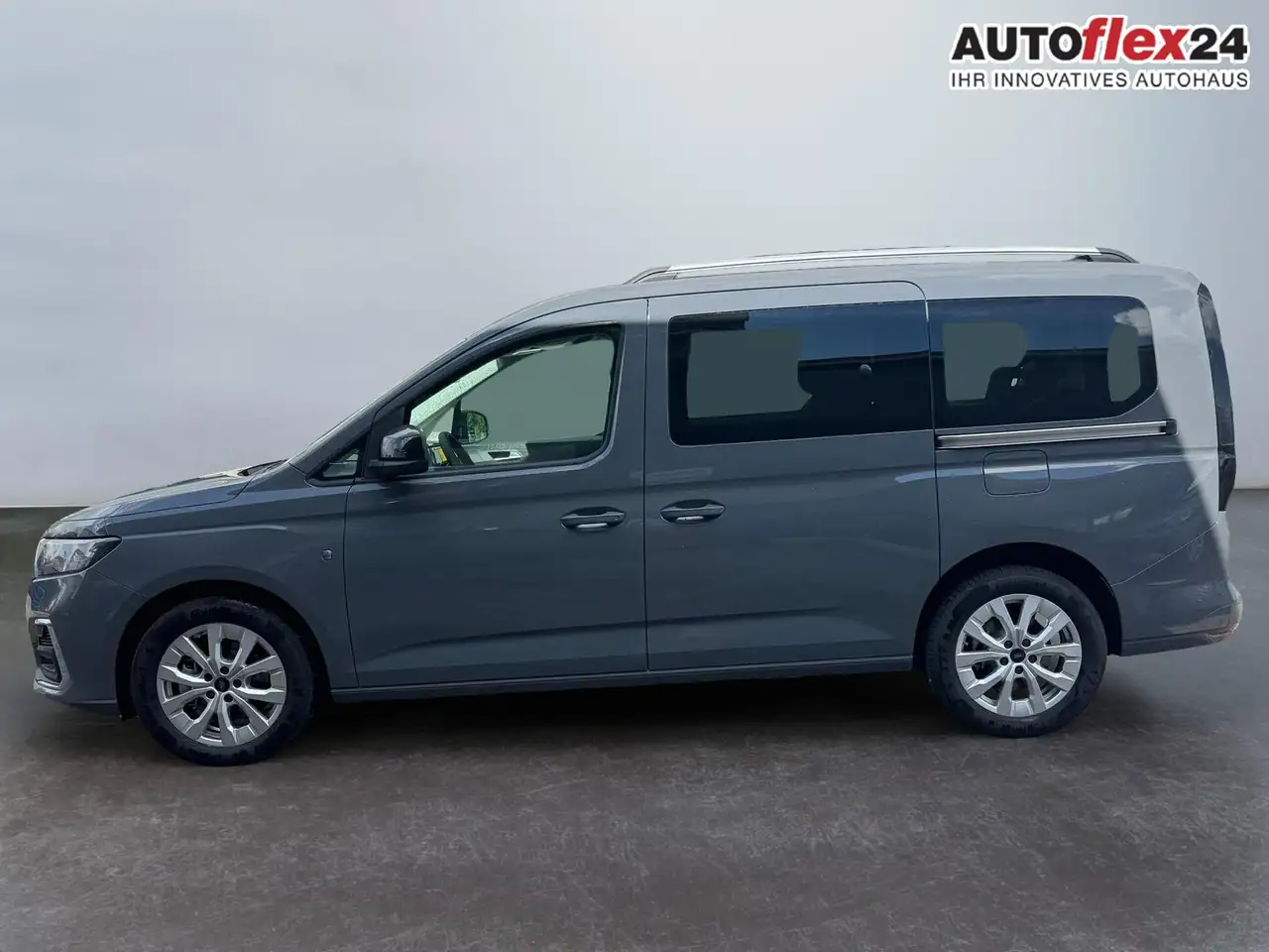 Ford Tourneo Connect Grand Titanium 2,0 TDCI L2 7 Sitzer Klimaautoma... 7