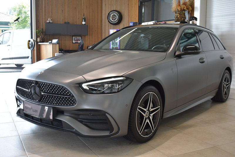 Mercedes-Benz C 300 C 300 e T //AMG Sport //Night //Pano — photo 3