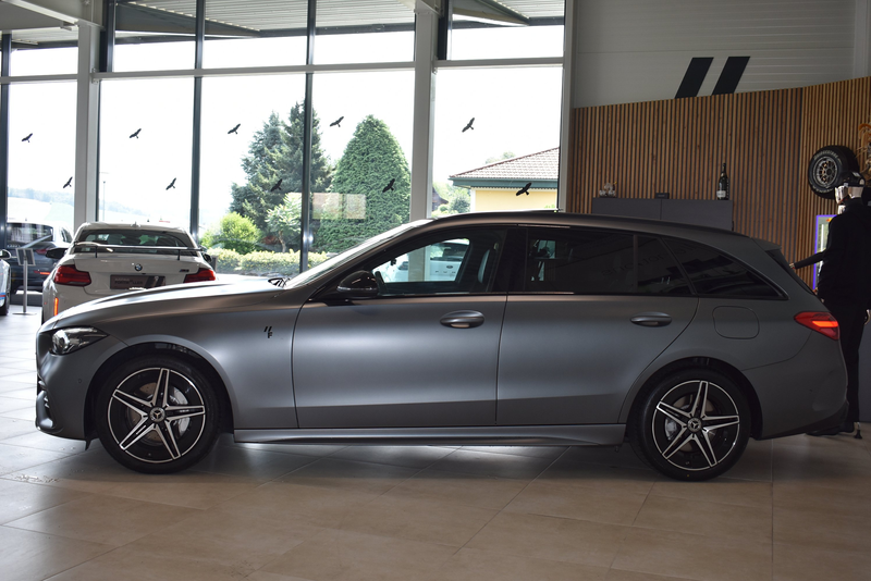 Mercedes-Benz C 300 C 300 e T //AMG Sport //Night //Pano — photo 6