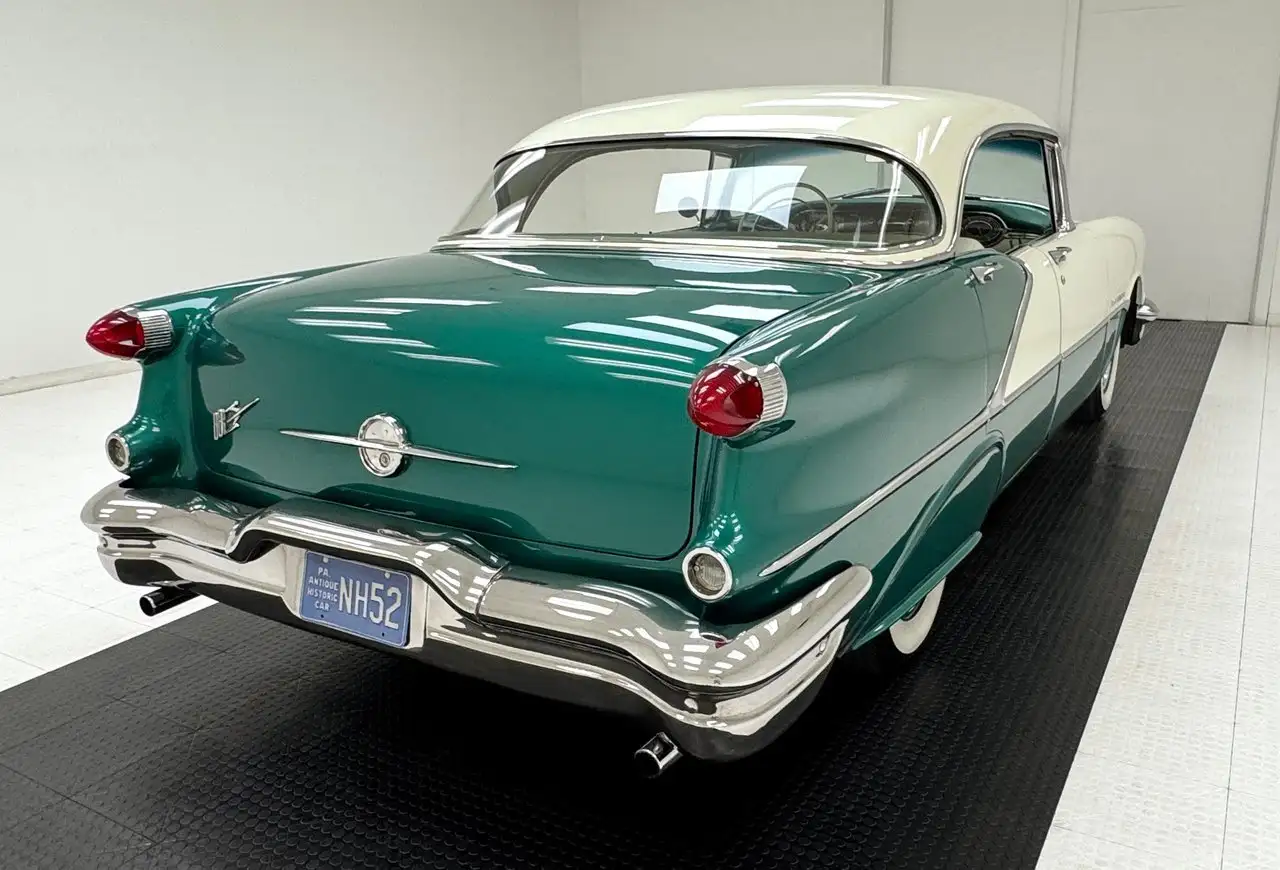 Oldsmobile Holiday 4 Door Hardtop, foto 5