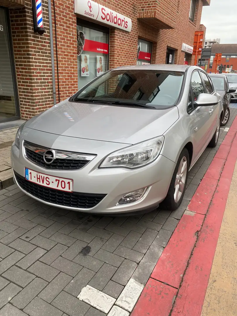 Opel Astra 1.7 CDTI DPF Cosmo Argent - 2