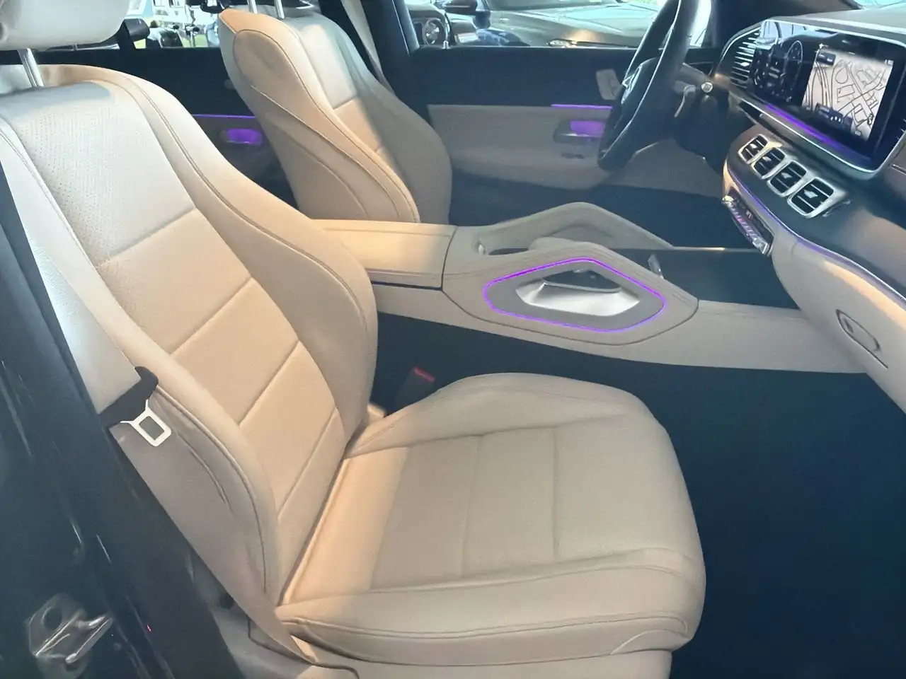 Mercedes-Benz GLE снимка Mercedes-Benz GLE