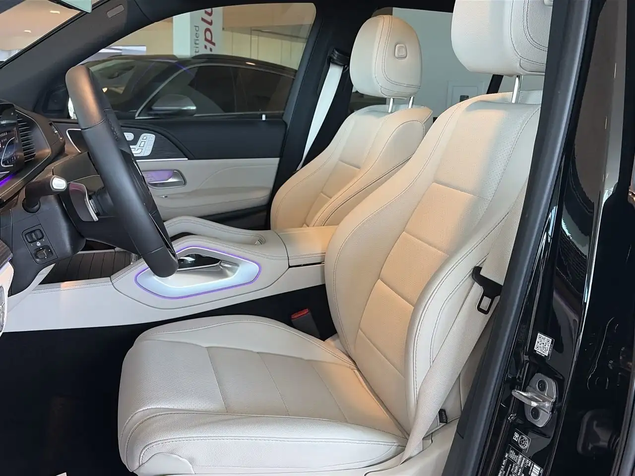 Mercedes-Benz GLE снимка Mercedes-Benz GLE
