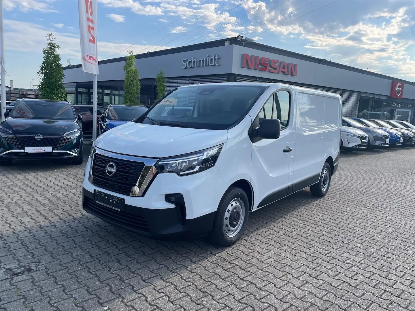 Nissan Primastar dCi130 Kasten L1H1 3,0t N-Connecta Navi Blanc - 2
