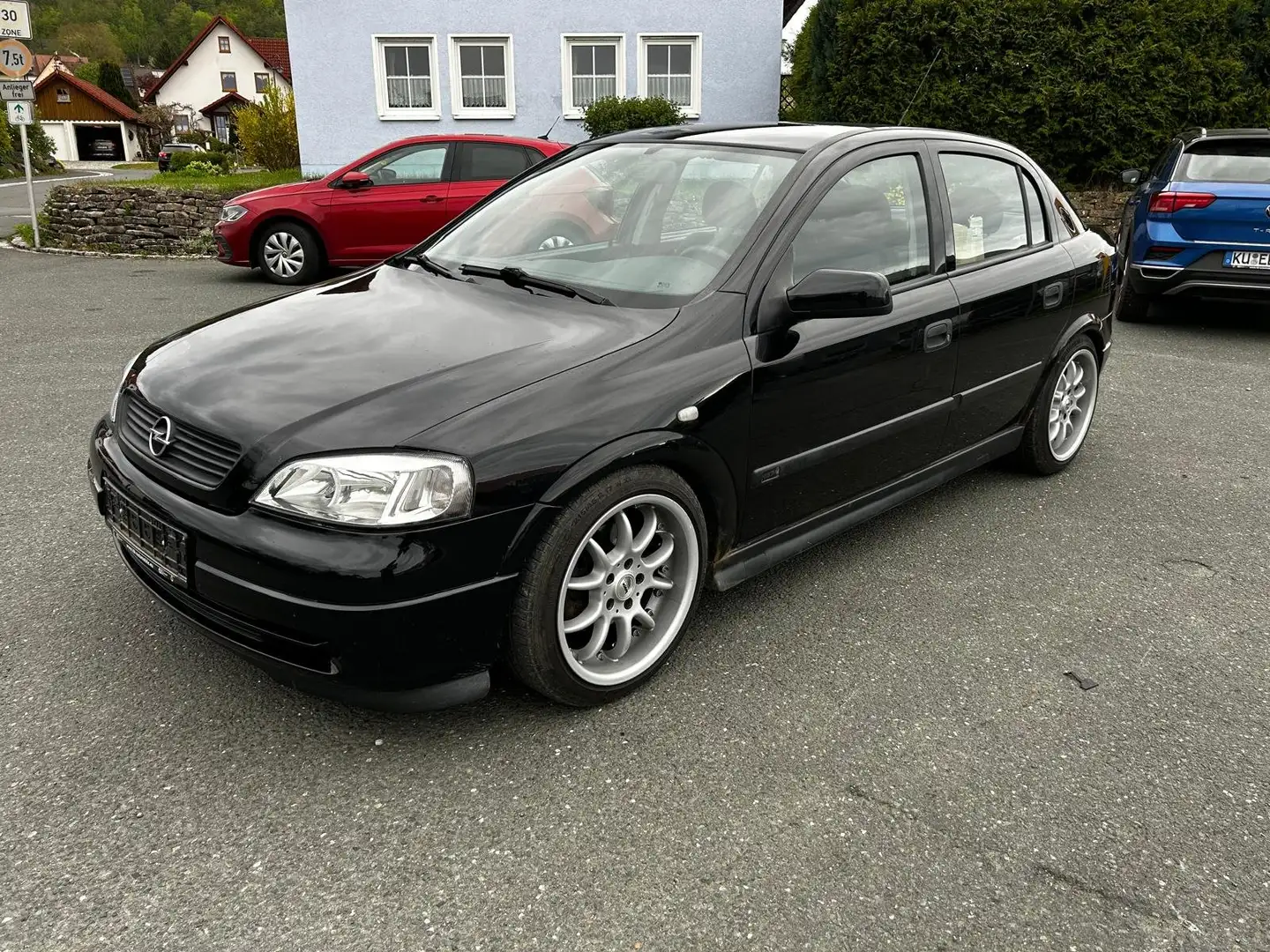 Opel Astra 2.0 DTI Selection,Sport,Tuning,Klima,Gewindefwk Schwarz - 1