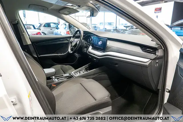 Skoda Octavia view 11