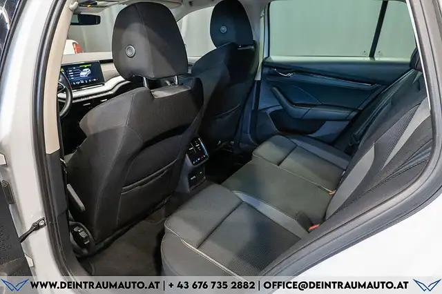 Skoda Octavia view 13