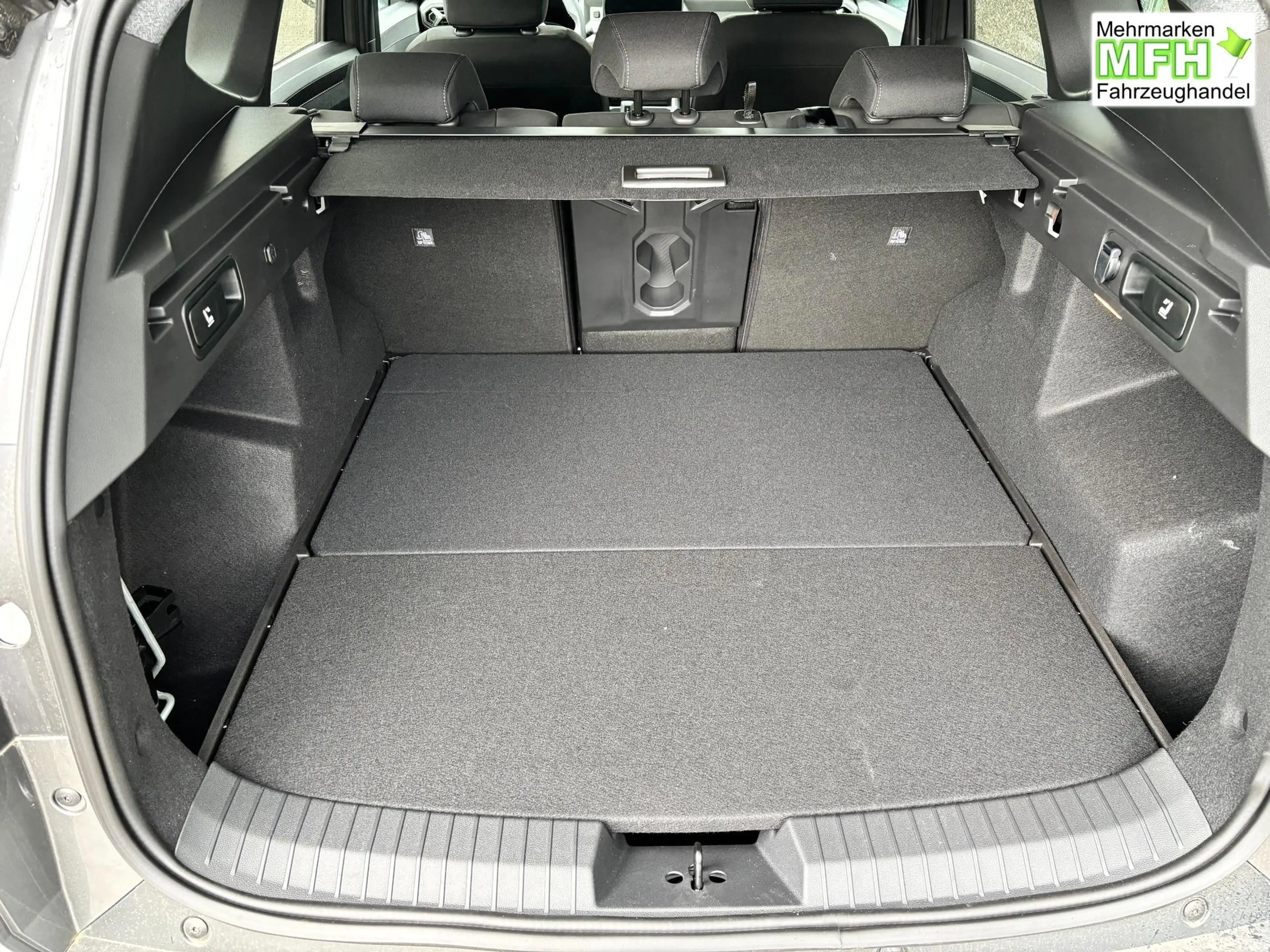 Dacia Bigster Journey FULL-HYBRID 155 (Benzin+Elektro), GRAU-... — photo 10