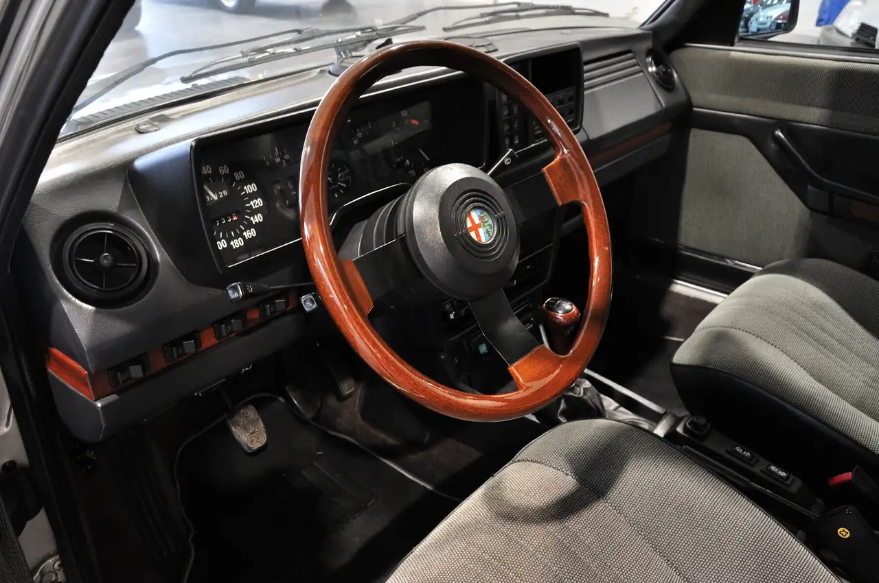 Alfa Romeo Alfetta 2.0 CEM restauro totale UNICA!, foto 12