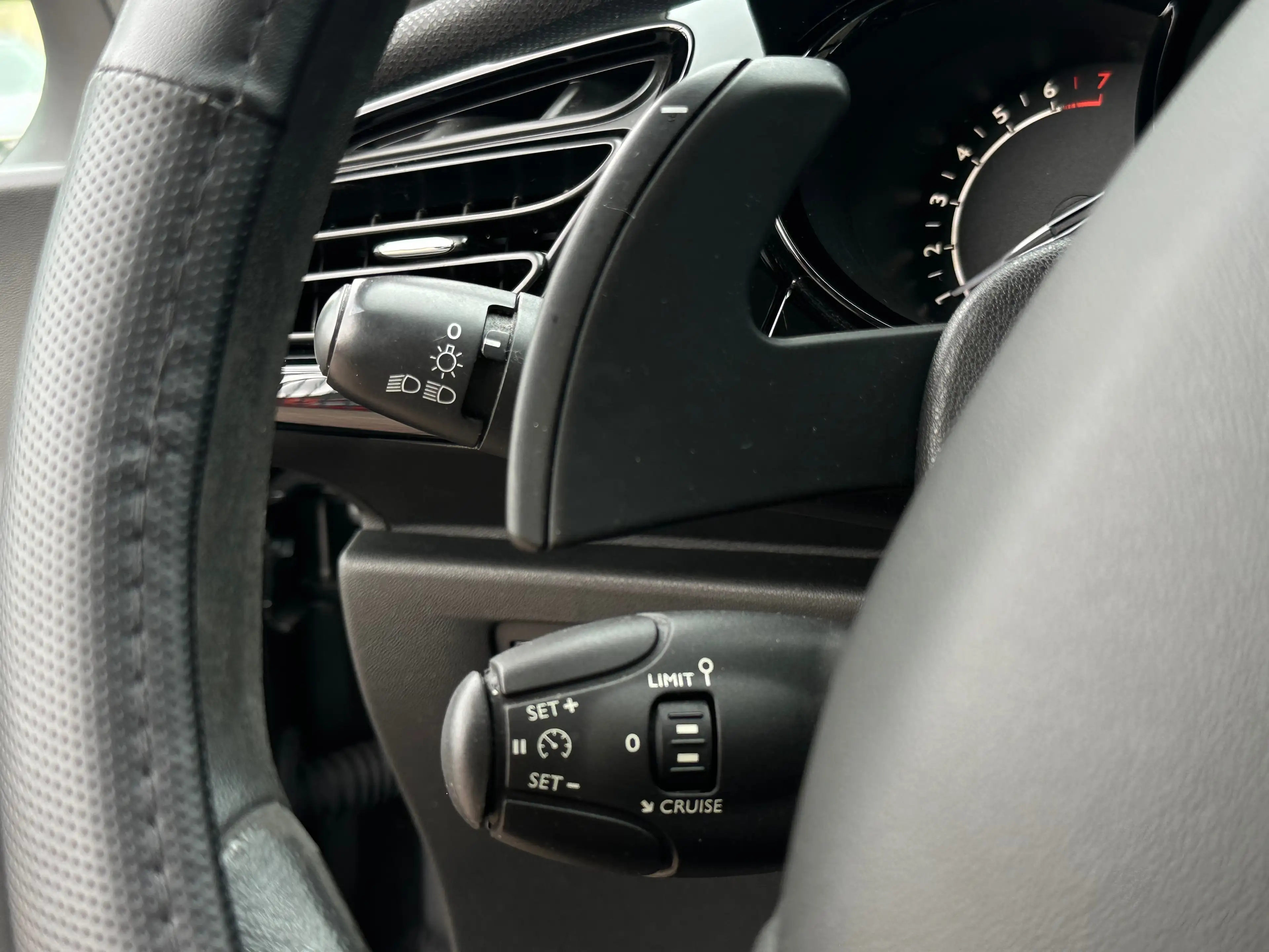 Citroen C3 AUTOMATIQUE*AIRCO*NAVI*TEL*CRUISE*EURO6b!! — photo 15