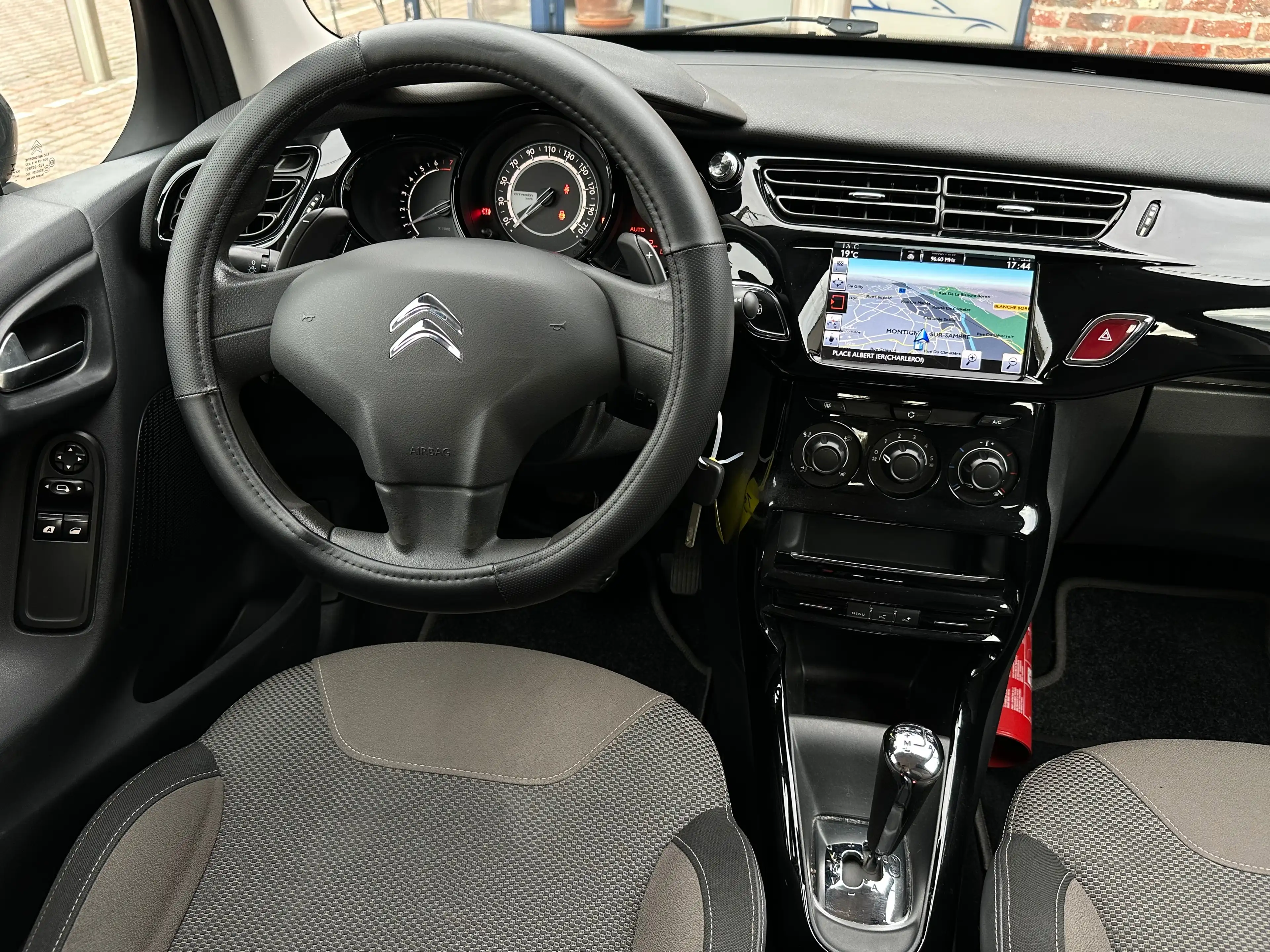 Citroen C3 AUTOMATIQUE*AIRCO*NAVI*TEL*CRUISE*EURO6b!! — photo 13