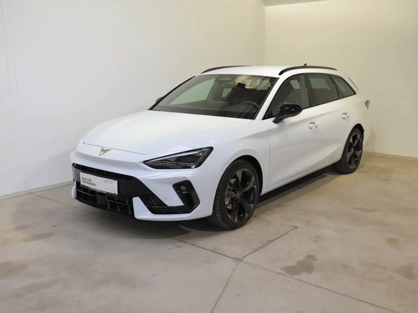 CUPRA Leon 1.5 eTSI DSG Weiß - 1