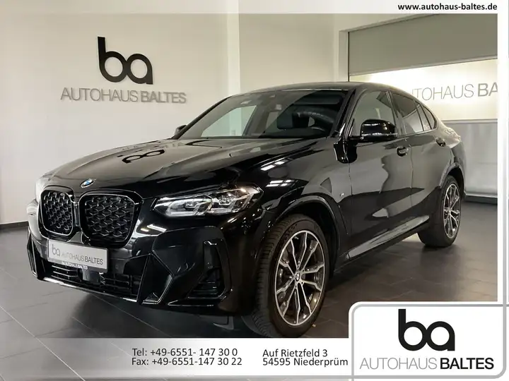 BMW X4 xDrive 20d M Sport 20"/Pano/Driv/Park/ACC/AHK Navi/Pano.-Dach/Autom./Klima/LED/Park-Assist./Sportpaket/Sitzhzg./BC/eFH.