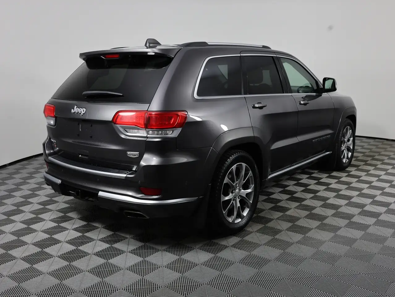 Jeep Grand Cherokee снимка Jeep Grand Cherokee
