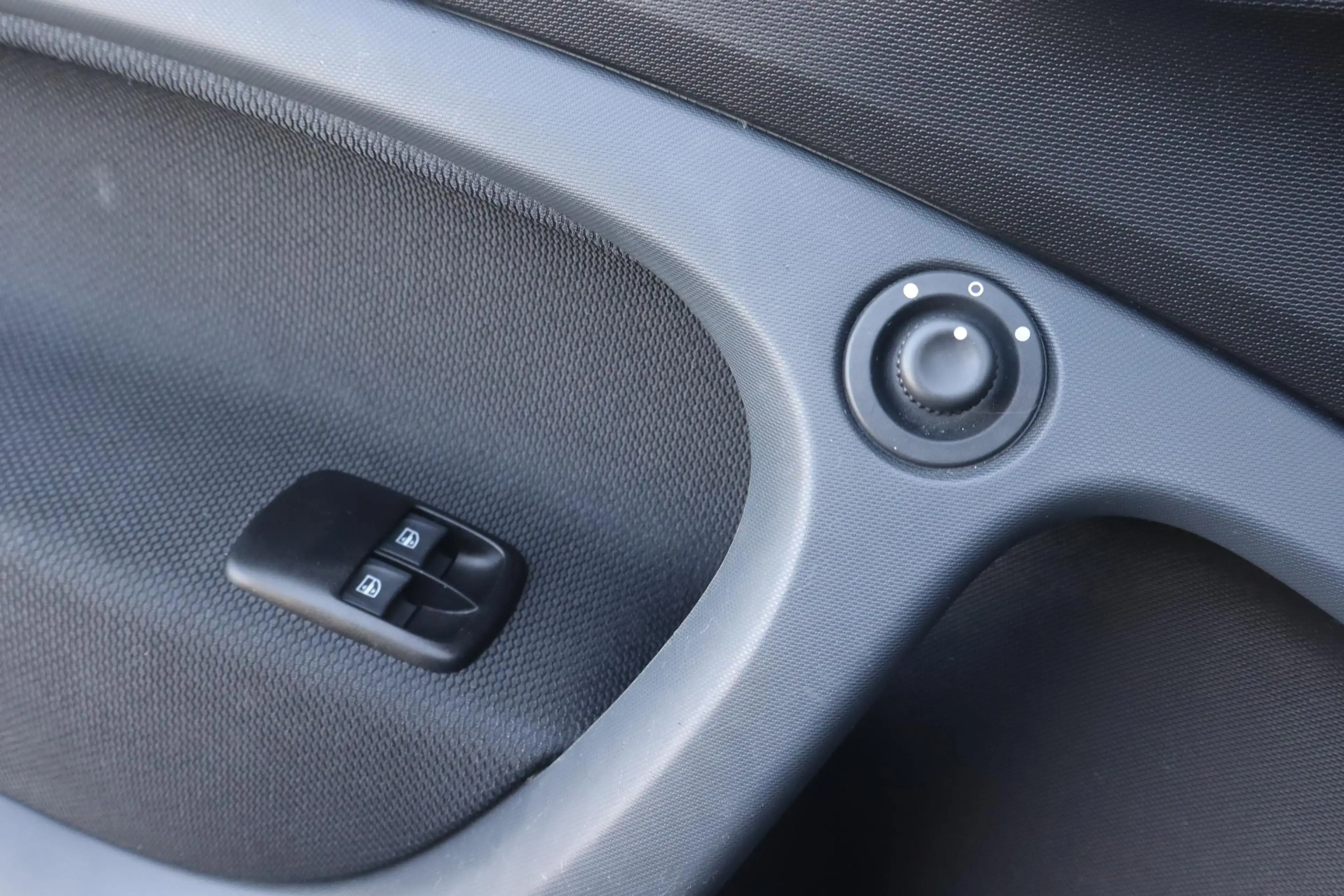 smart forTwo cabrio 1.0 Turbo BRABUS Xclusive — photo 16