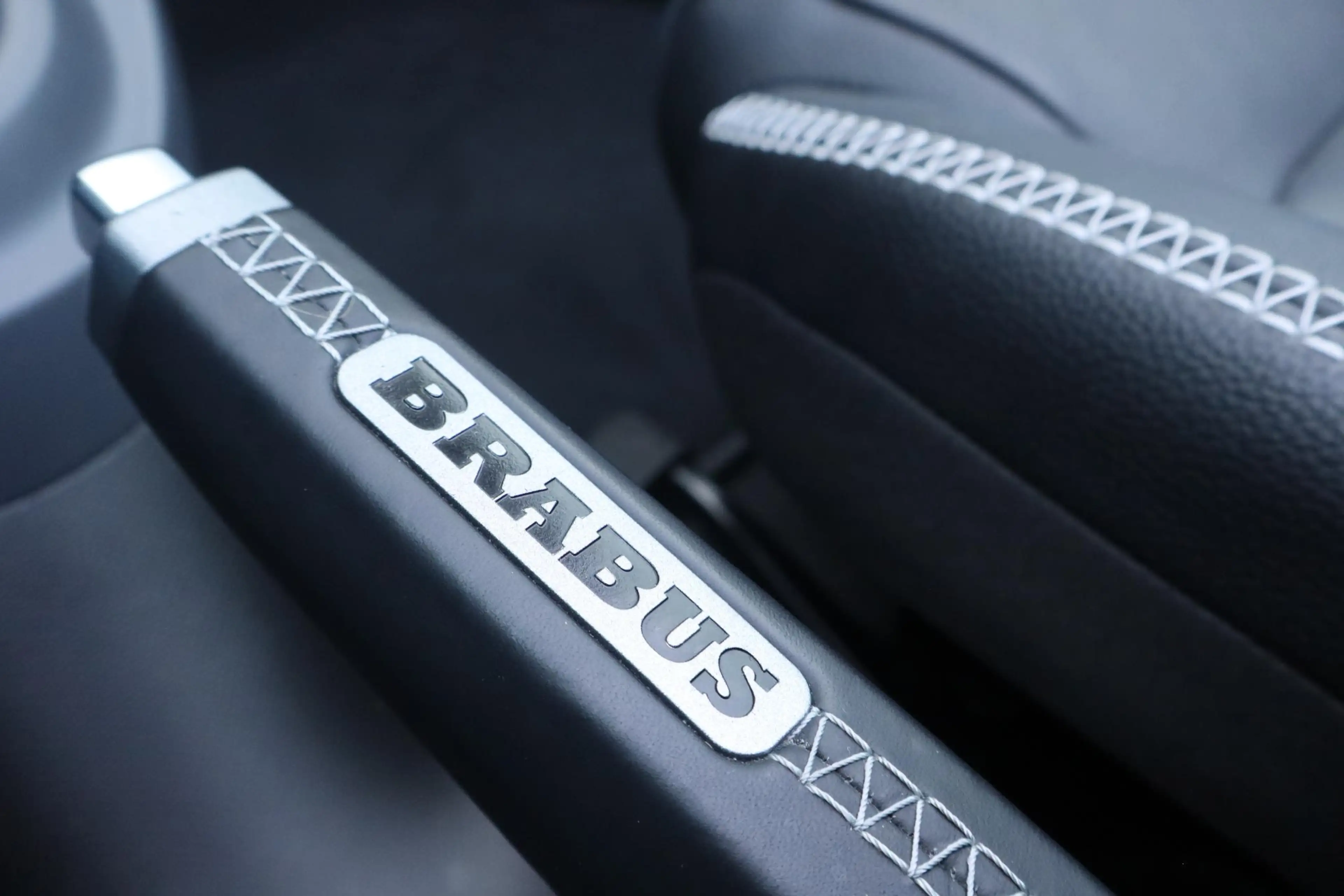 smart forTwo cabrio 1.0 Turbo BRABUS Xclusive — photo 19