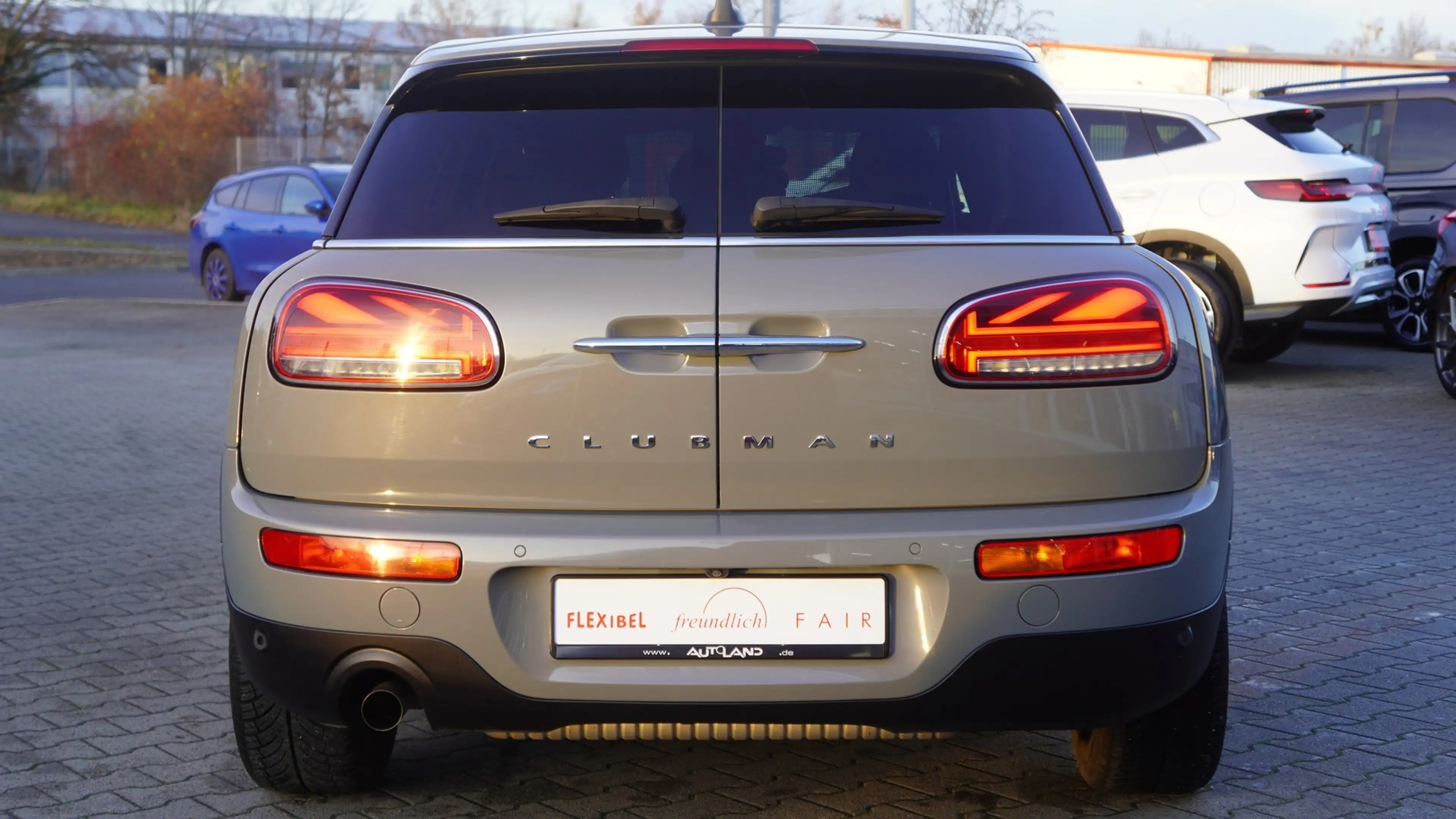 MINI One Clubman Clubman 1.5 One Aut. Klimaaut. Sitzheizung PDC — photo 5