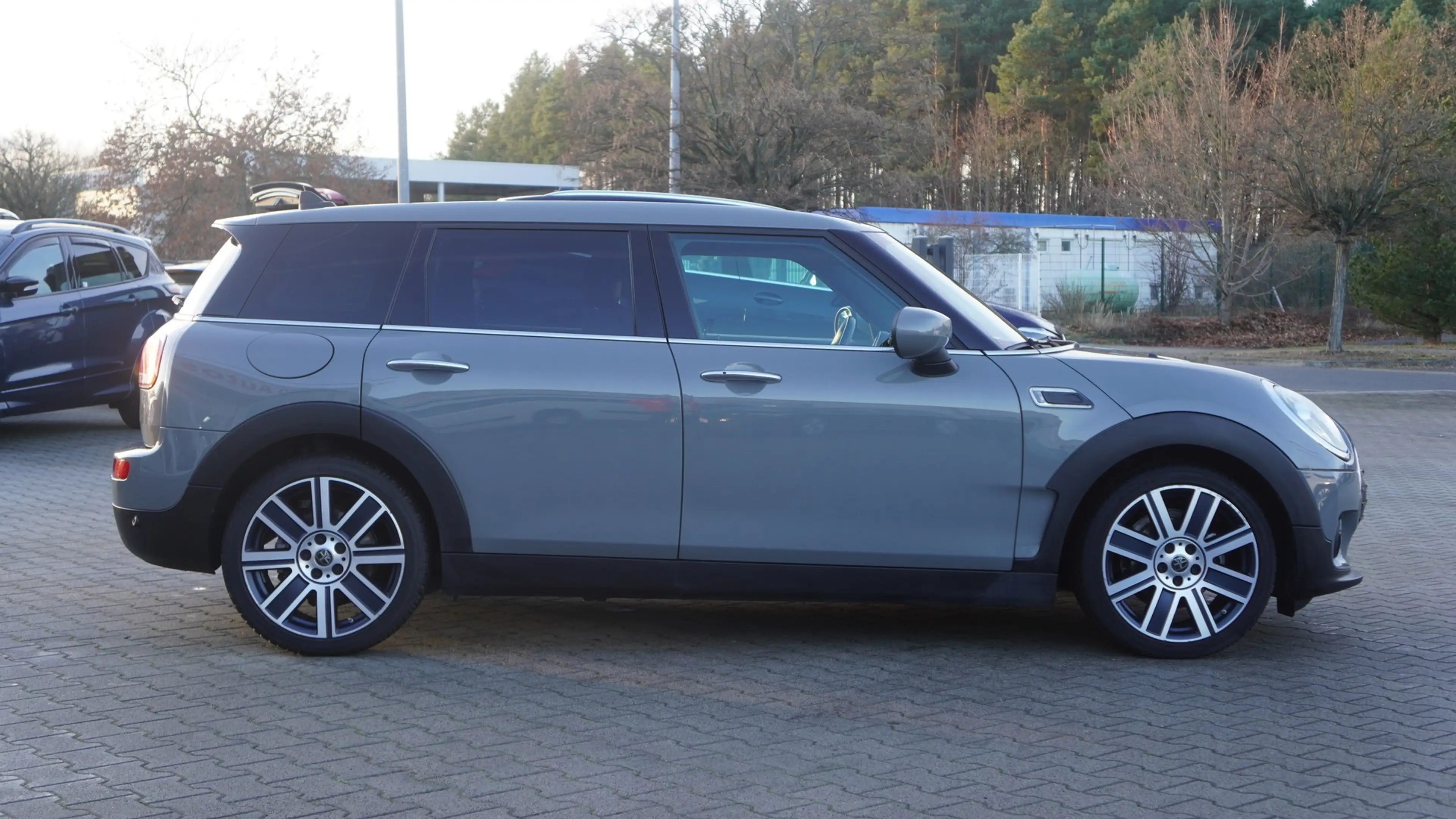 MINI One Clubman Clubman 1.5 One Aut. Klimaaut. Sitzheizung PDC — photo 7