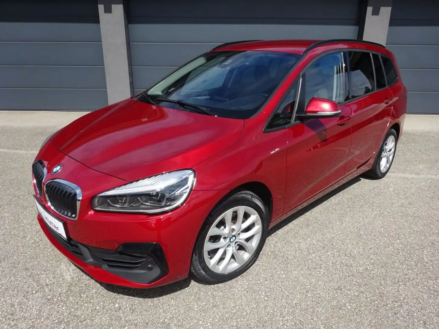 BMW 218 d Gran Tourer, Ö-Paket, Navi, RFK, LED, .... Rouge - 1