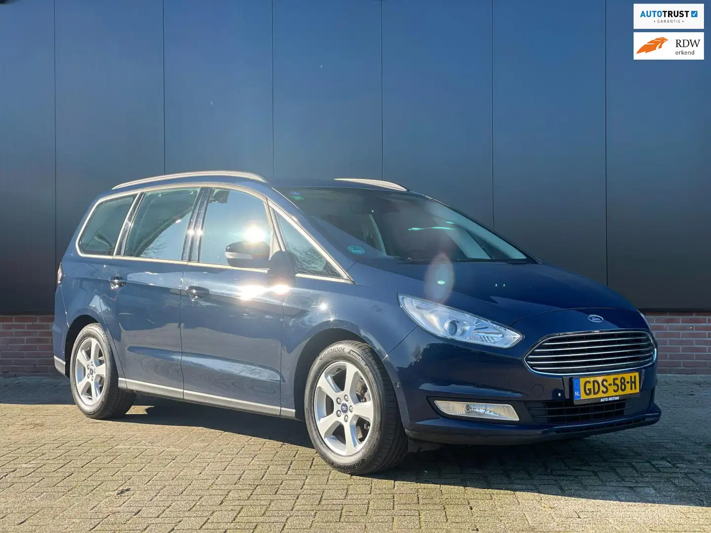 Ford Galaxy 1.5 Titanium 7 Persoons Bleu - 1