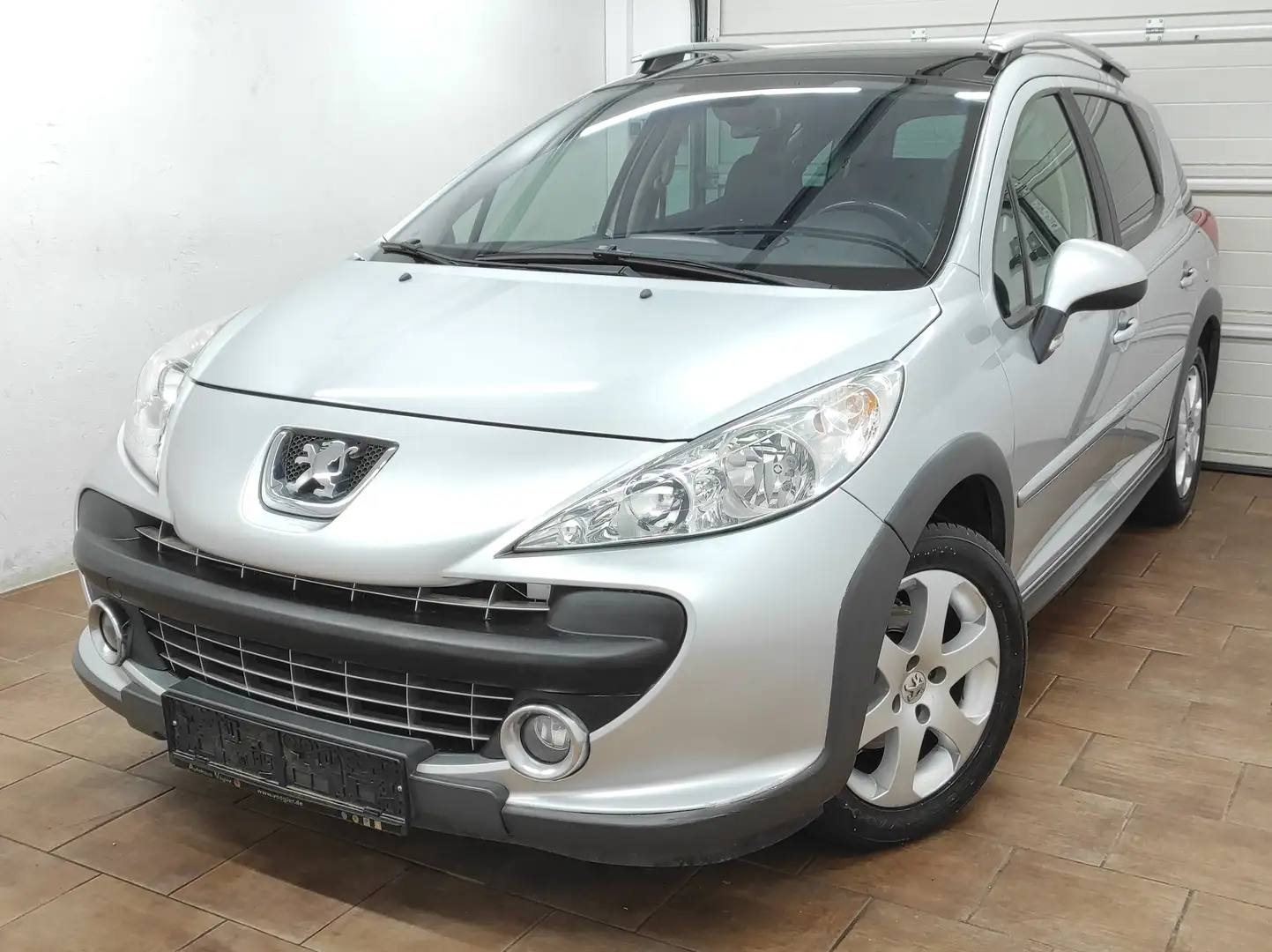 Peugeot 207 KOMBI JBL 1.6 KLIMA KAMERA PANORAMA BC LEDER 8FACH Szary - 2